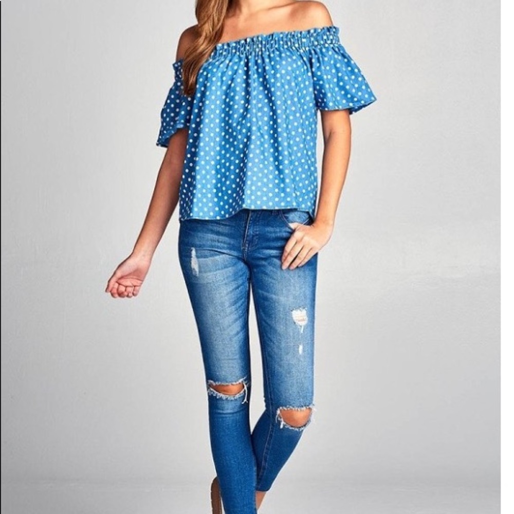 Moving Sale! Off the Shoulder Dot Print Top